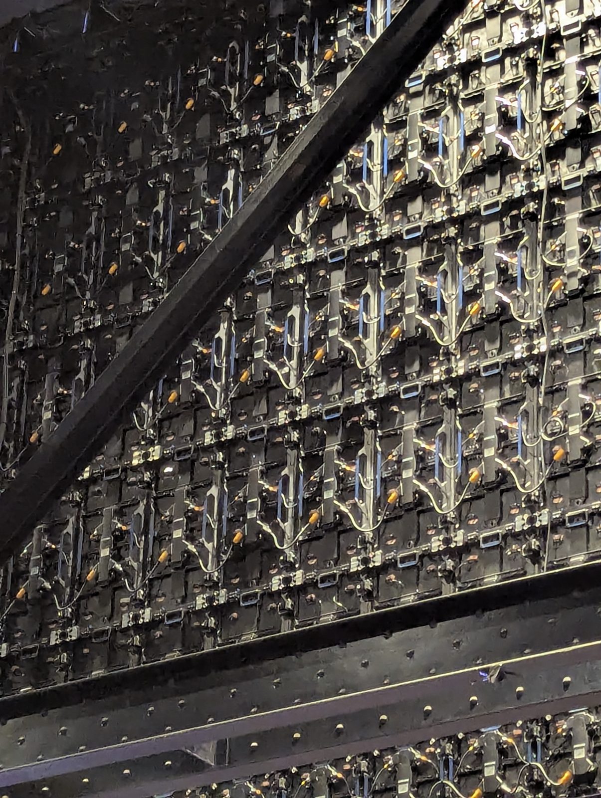 Dense wiring of an industrial electronics rack